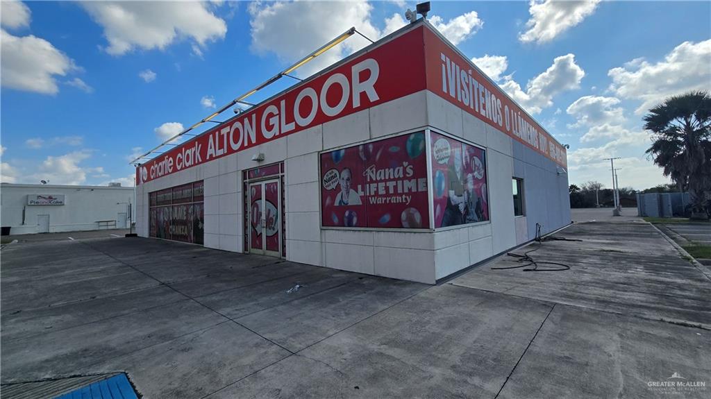 1140 E Alton Gloor Boulevard