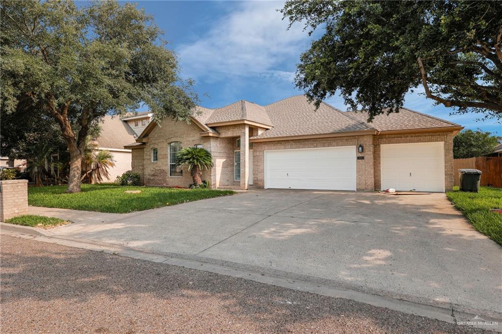 3902 Green Jay Drive, Mission, Texas image 2