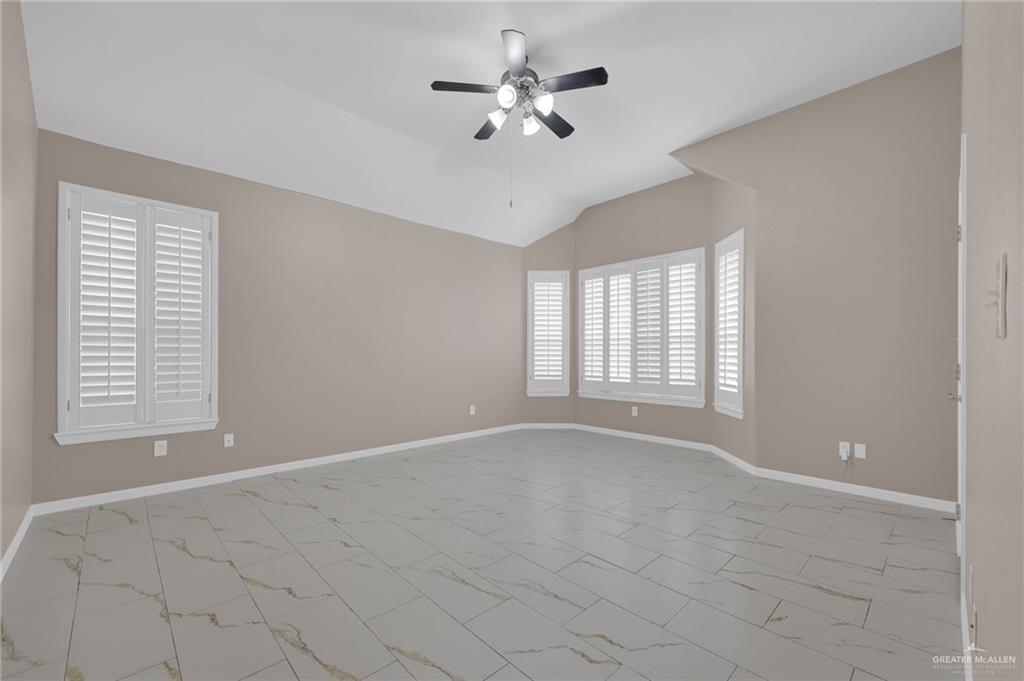 3902 Green Jay Drive, Mission, Texas image 18