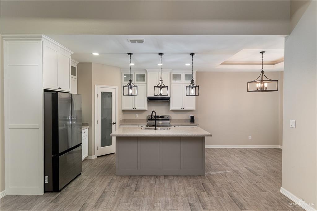 516 N Kika De La Garza Boulevard, La Joya, Texas image 4