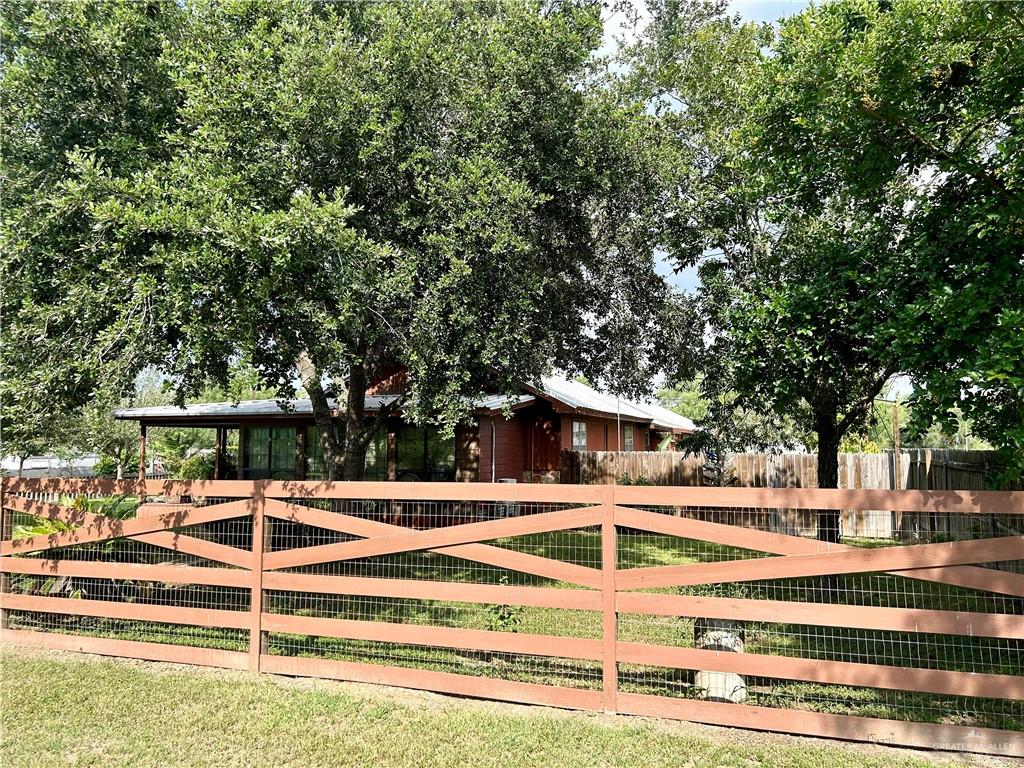 29814 Couch Avenue, Hargill, Texas image 34