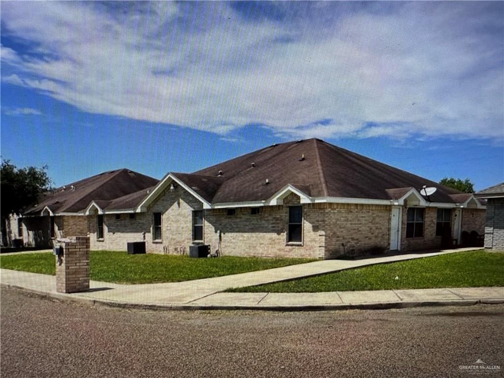 1207 Prosperity Drive, Edinburg, Texas image 1