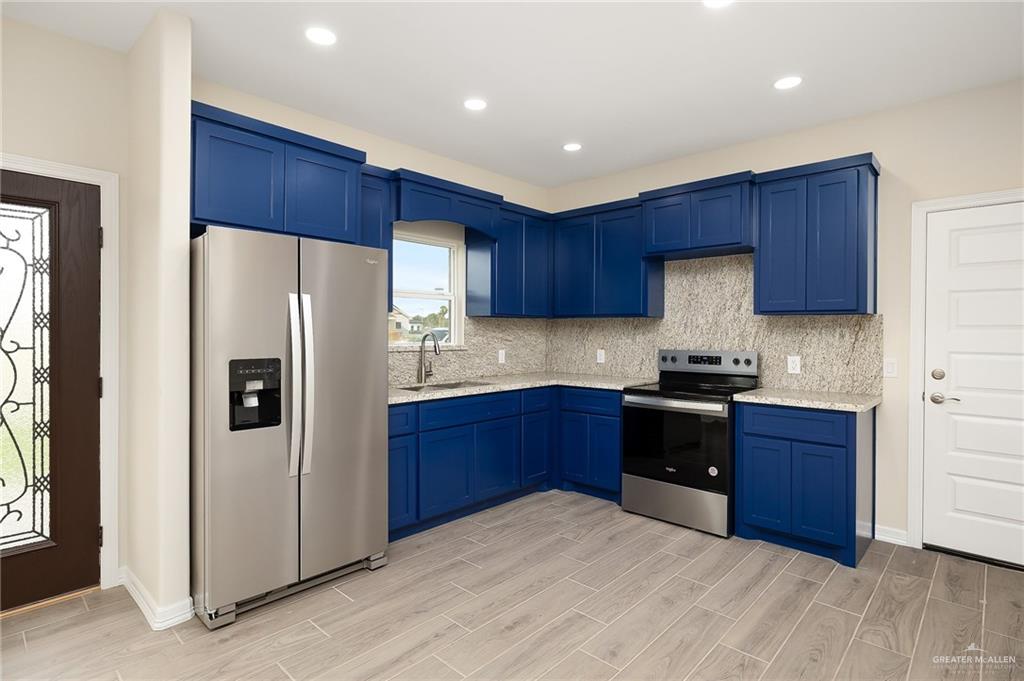 3507 Las Brisas Street, Edinburg, Texas image 2