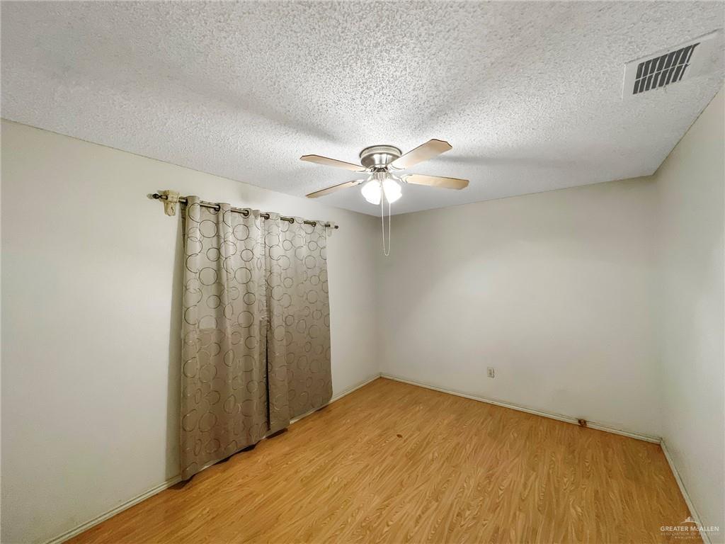2417 W Iris Avenue, McAllen, Texas image 10