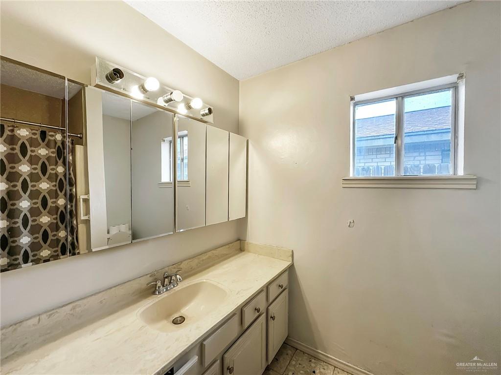 2417 W Iris Avenue, McAllen, Texas image 11