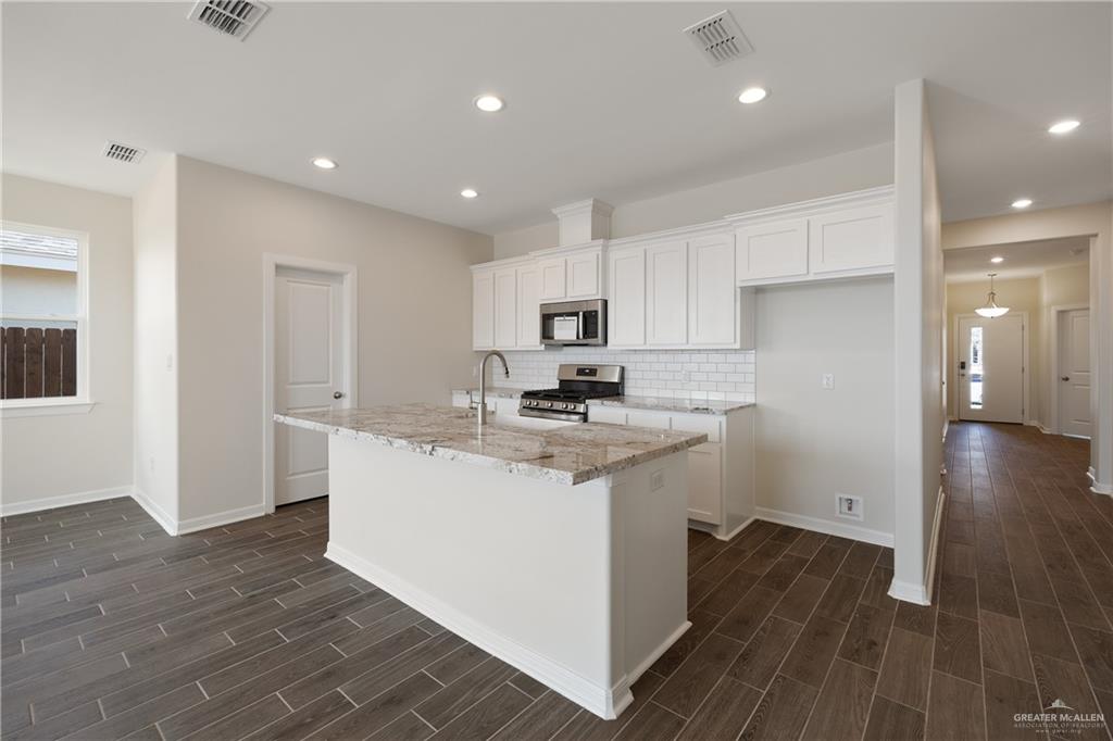 813 S Templo Dorado, Mission, Texas image 7