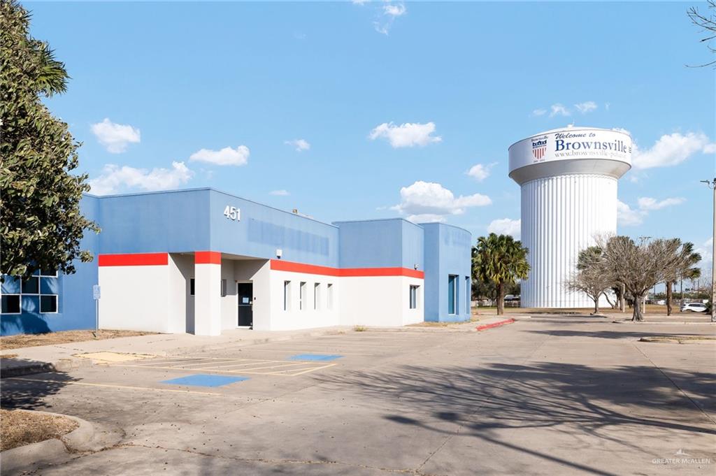 451 E Alton Gloor Boulevard