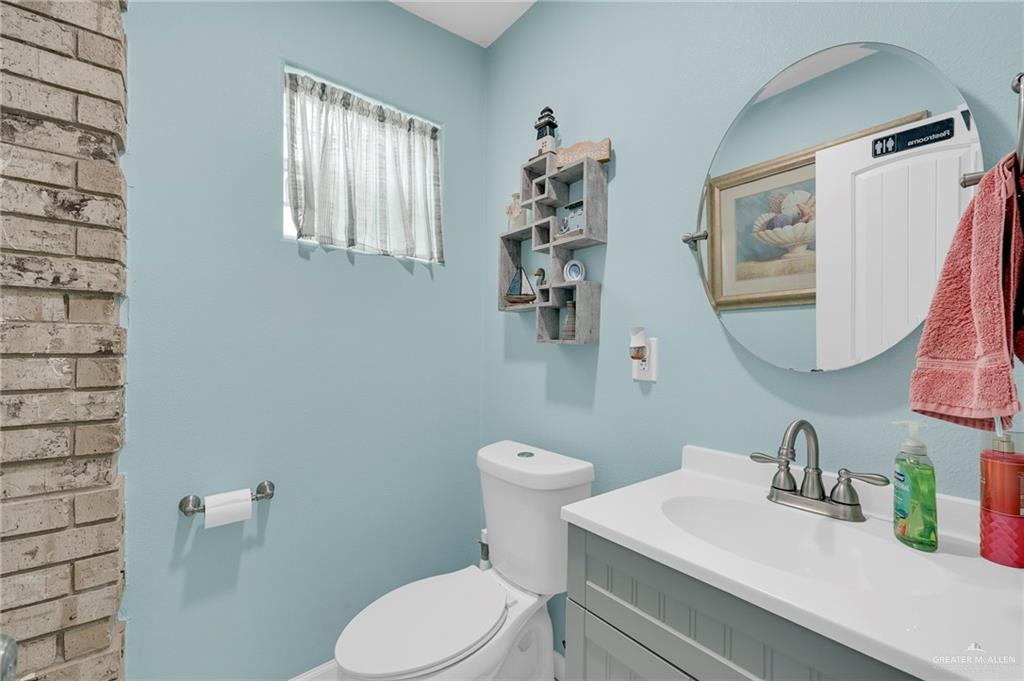 2310 Kim Marie Avenue, Mission, Texas image 18