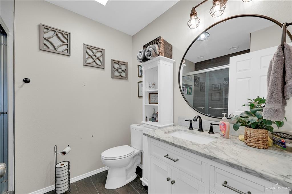 2310 Kim Marie Avenue, Mission, Texas image 10