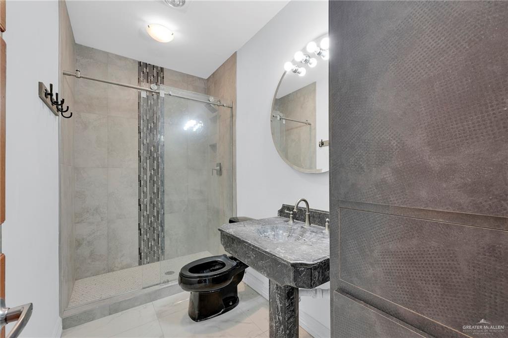 3207 E San Luis Circle, Mission, Texas image 18