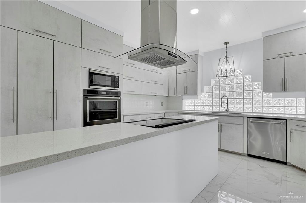 3207 E San Luis Circle, Mission, Texas image 11