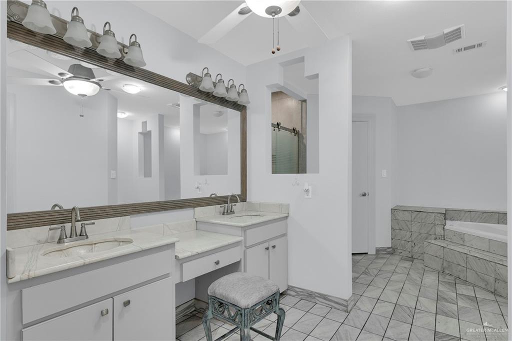 3207 E San Luis Circle, Mission, Texas image 14