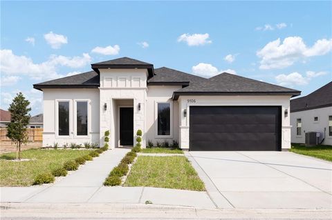 Photo of 9106 N 25th Lane, McAllen, TX 78504 (MLS # 498398)