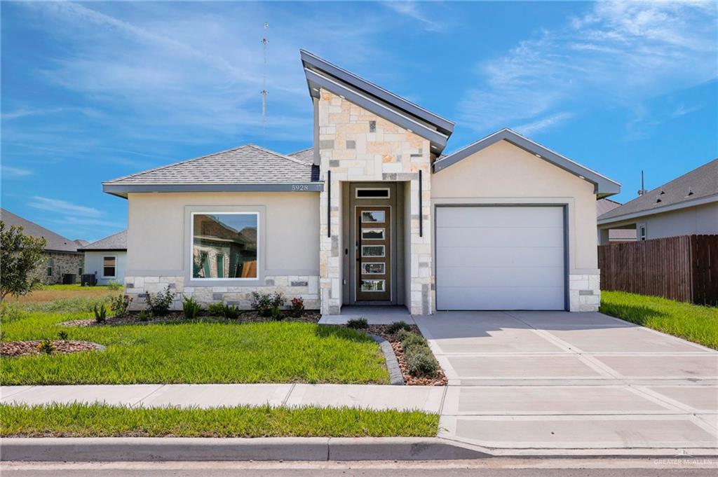 5928 N Rayo Del Sol Street, Edinburg, Texas image 1