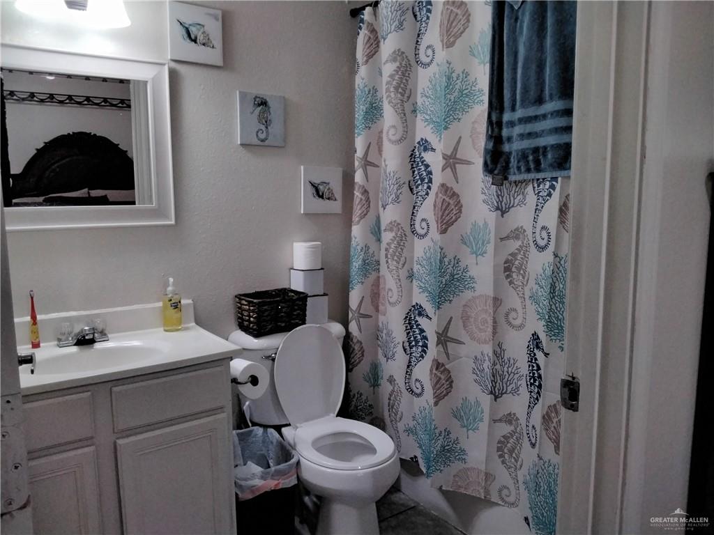 2833 Frankfurt Street, Brownsville, Texas image 14