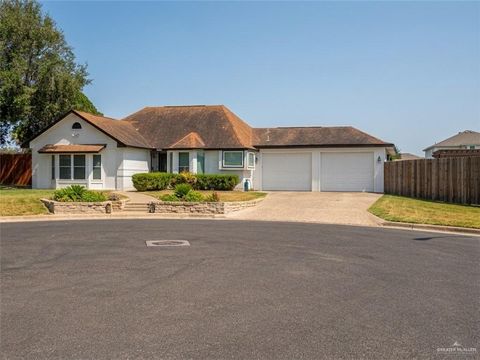 Photo of 1713 E 24th Place, Mission, TX 78574 (MLS # 497668)