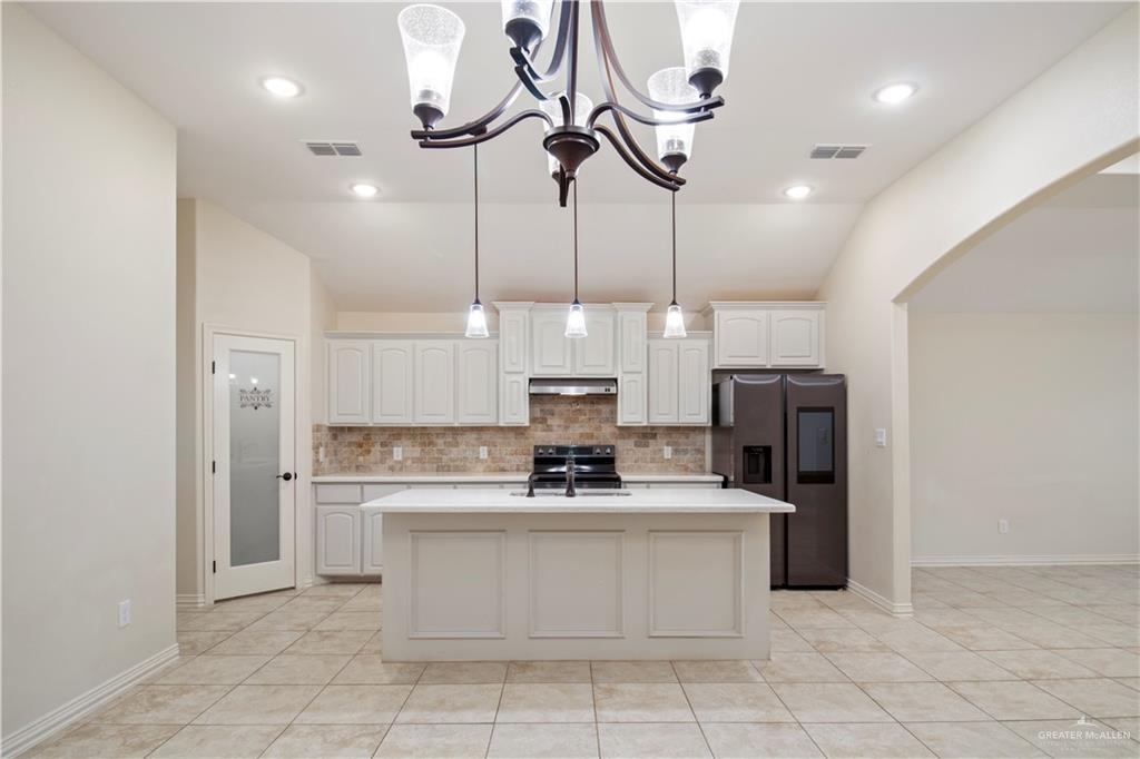 2111 26th Street, Hidalgo, Texas image 5