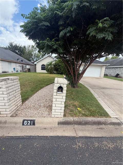 Homes For Sale - 621 Cardinal Avenue<br/> Edinburg, TX 78542