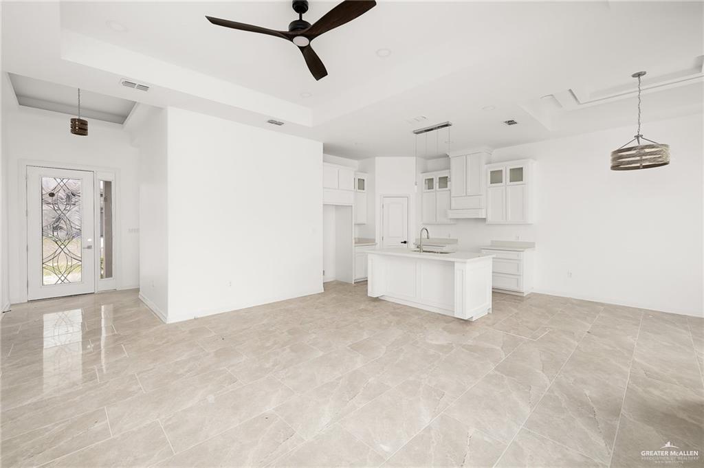 2021 Black Hills Street, San Juan, Texas image 3