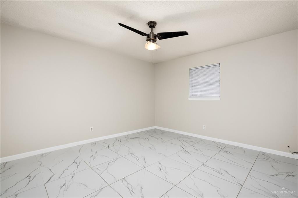 300 W Gardenia Avenue, McAllen, Texas image 9