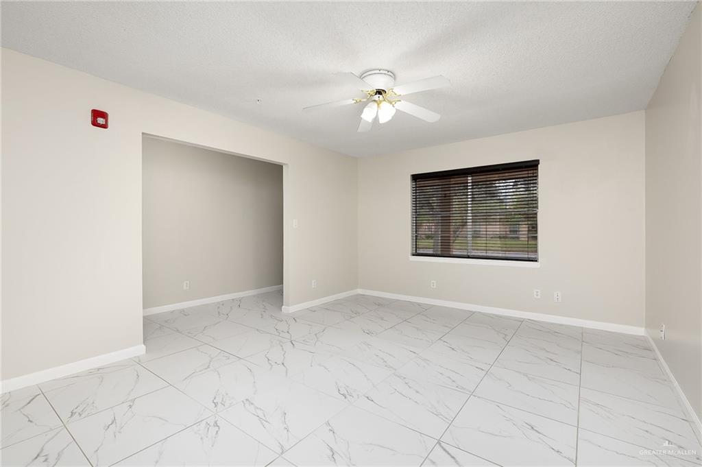 300 W Gardenia Avenue, McAllen, Texas image 2
