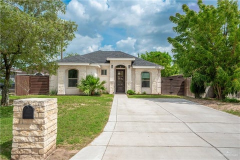 Homes For Sale - 1215 E Mahl Street<br/> Hidalgo County, Edinburg, TX 78539