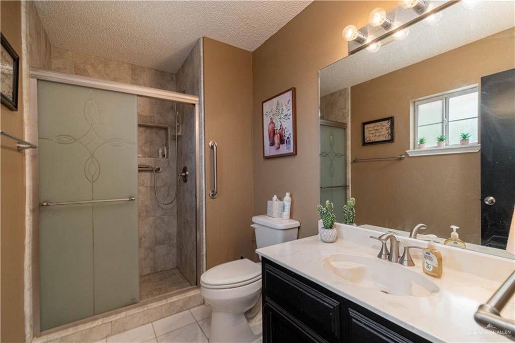 512 Mercury Street, Mission, Texas image 12
