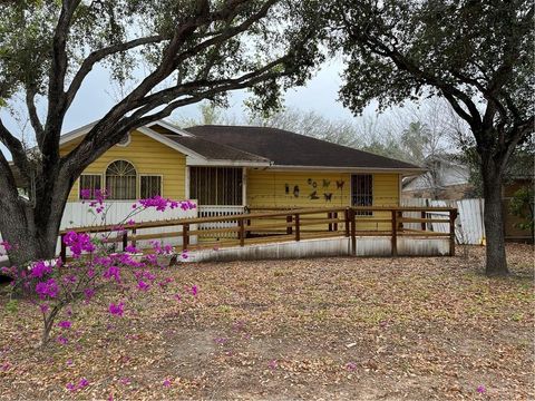 Homes For Sale - 955 Adams Street<br/> Mission, TX 78572