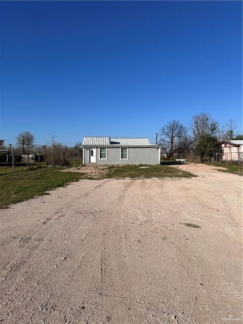 Photo of 2804 Buena Vida Street, Mission, TX 78574 (MLS # 491813)