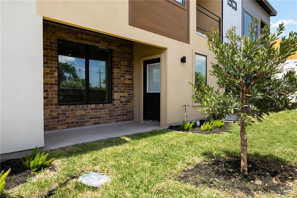 912 S Bicentennial Boulevard, McAllen, Texas image 17