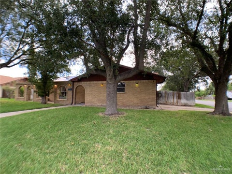 Homes For Sale - 1802 N 17th Street<br/> Harlingen, TX 78550