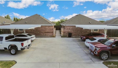 Multifamily For Sale - 704 S Linda Street<br/> Alton, TX 78573