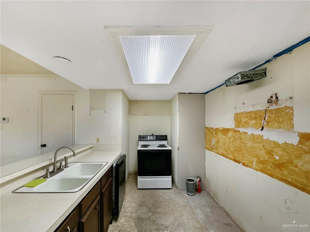1116 Valley View Drive #C, Weslaco, Texas image 5