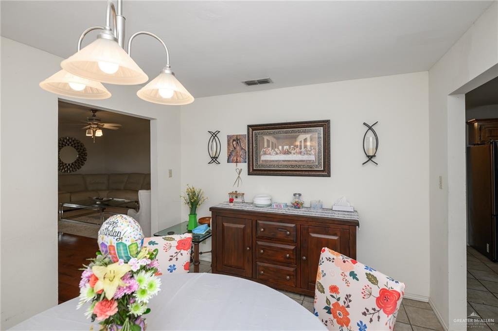 404 Santa Ana Avenue, Olmito, Texas image 7