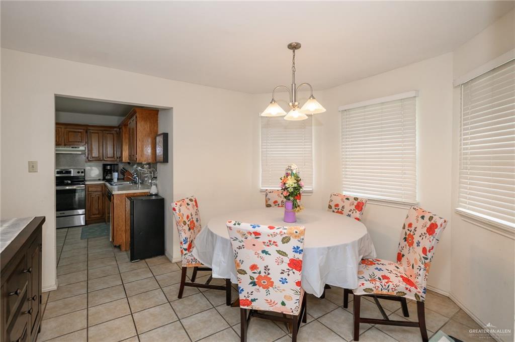 404 Santa Ana Avenue, Olmito, Texas image 6