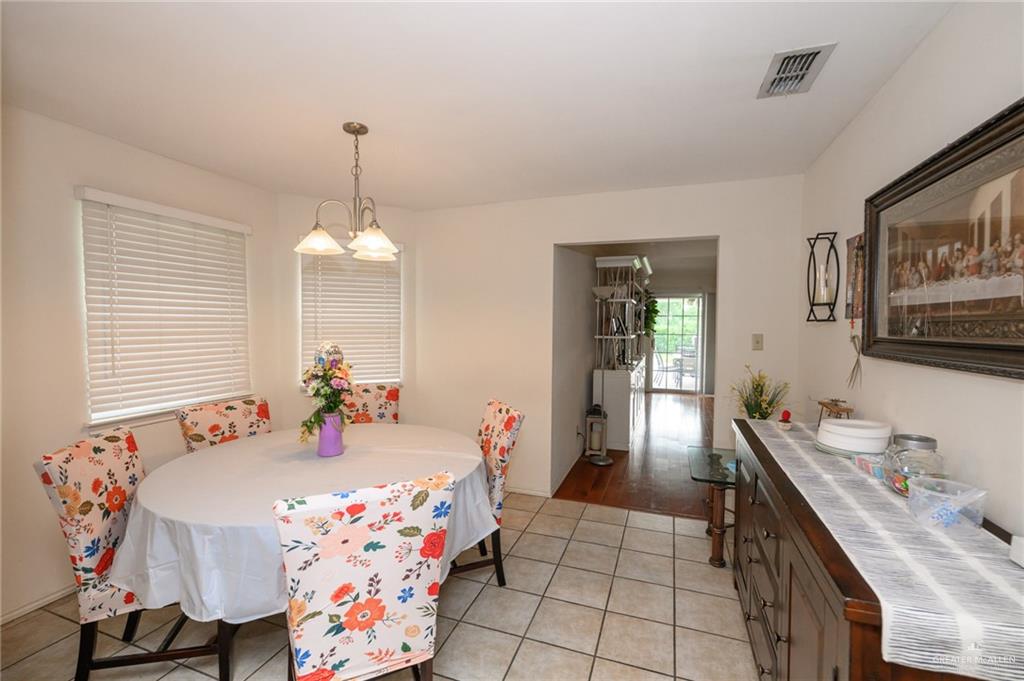 404 Santa Ana Avenue, Olmito, Texas image 5