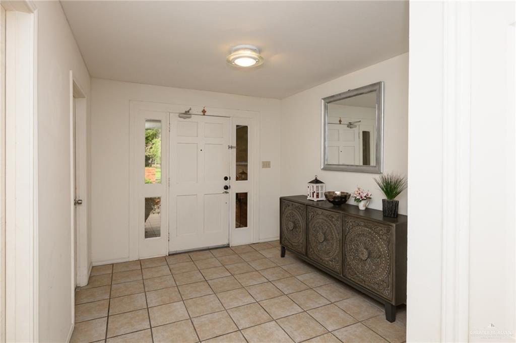 404 Santa Ana Avenue, Olmito, Texas image 2