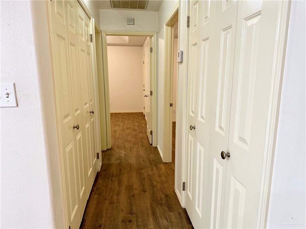 McAllen, Texas 78504, United States, 2 Bedrooms Bedrooms, ,2 BathroomsBathrooms,Residential,Active,205984