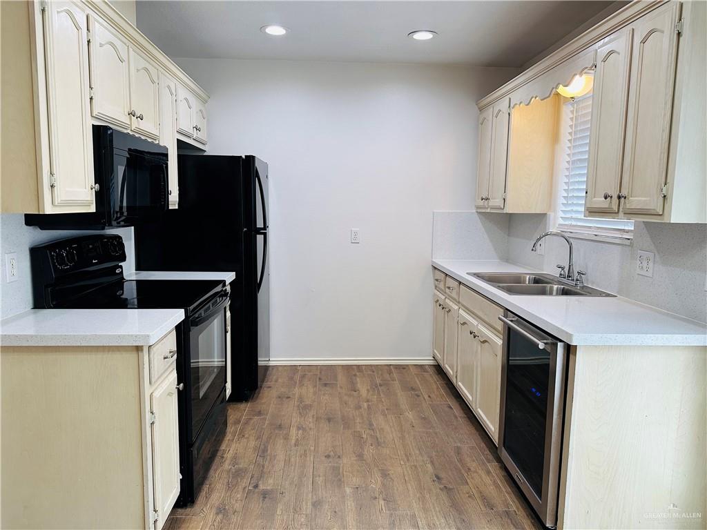 McAllen, Texas 78504, United States, 2 Bedrooms Bedrooms, ,2 BathroomsBathrooms,Residential,Active,205984