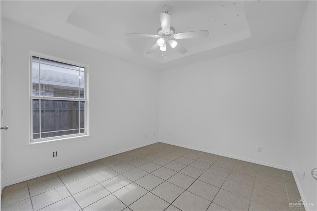 3817 Frontier Drive, Edinburg, Texas image 18