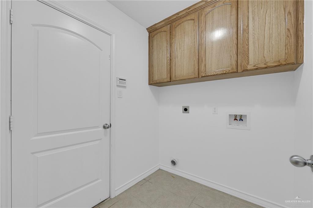 3817 Frontier Drive, Edinburg, Texas image 19