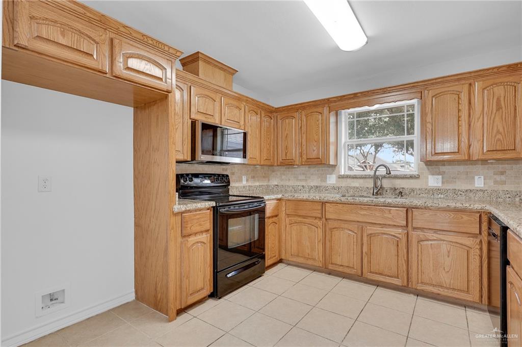 3817 Frontier Drive, Edinburg, Texas image 8