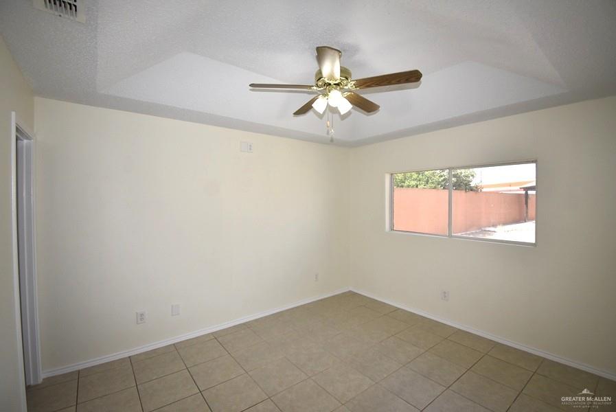 202 E Cardinal Avenue, Pharr, Texas image 6