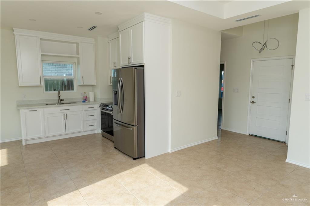 7872 Palma De Micharos Dr, Brownsville, Texas image 3