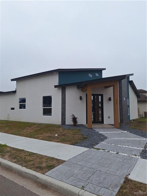 Photo of 1029 W Rivera Street, Edinburg, TX 78541 (MLS # 497167)