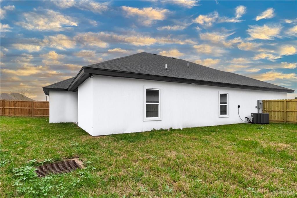 1002 La Laguna Road, Mission, Texas image 15