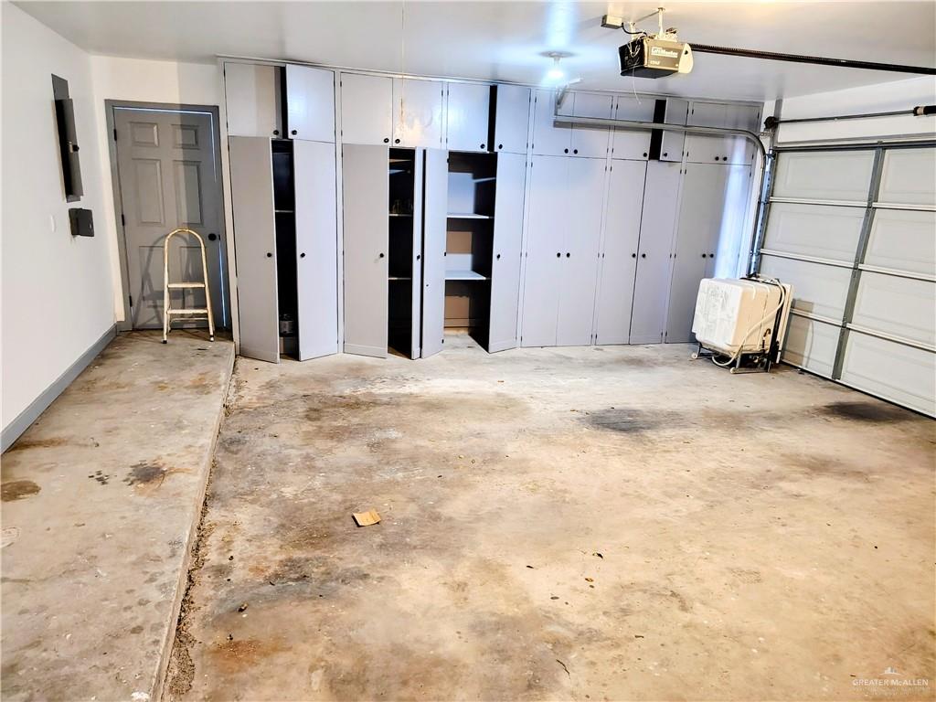 2416 S 2nd Street, McAllen, Texas image 35