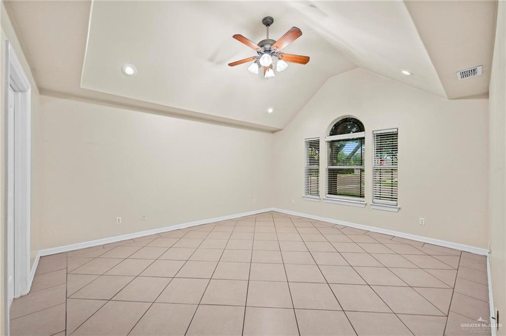 9102 N 28th Lane, McAllen, Texas image 17