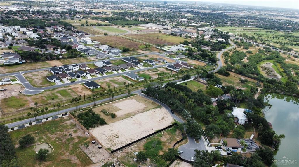 000 Neuhaus Drive, McAllen, Texas image 9