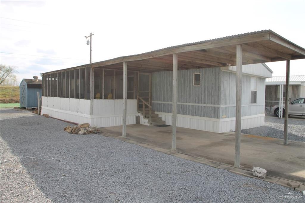 92 S Quiet Village Drive, Donna, Texas image 1